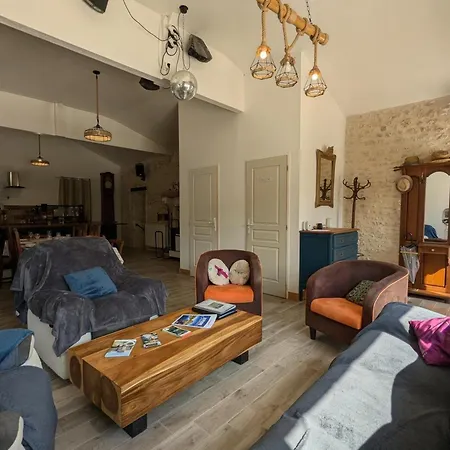 Maison Familiale Avec Piscine Privee Et Jardin Pour 11 Pers - Fr-1-653-265 Magnac-Lavalette-Villars