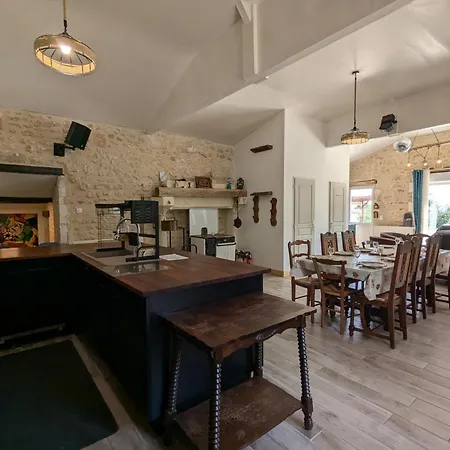 Maison Familiale Avec Piscine Privee Et Jardin Pour 11 Pers - Fr-1-653-265 Gospodarstwo wiejskie *
