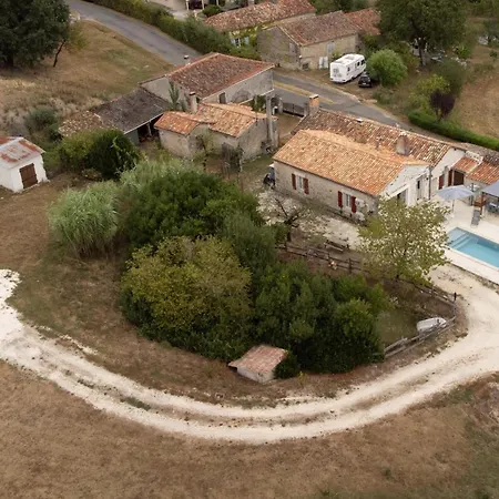 Maison Familiale Avec Piscine Privee Et Jardin Pour 11 Pers - Fr-1-653-265 * Magnac-Lavalette-Villars